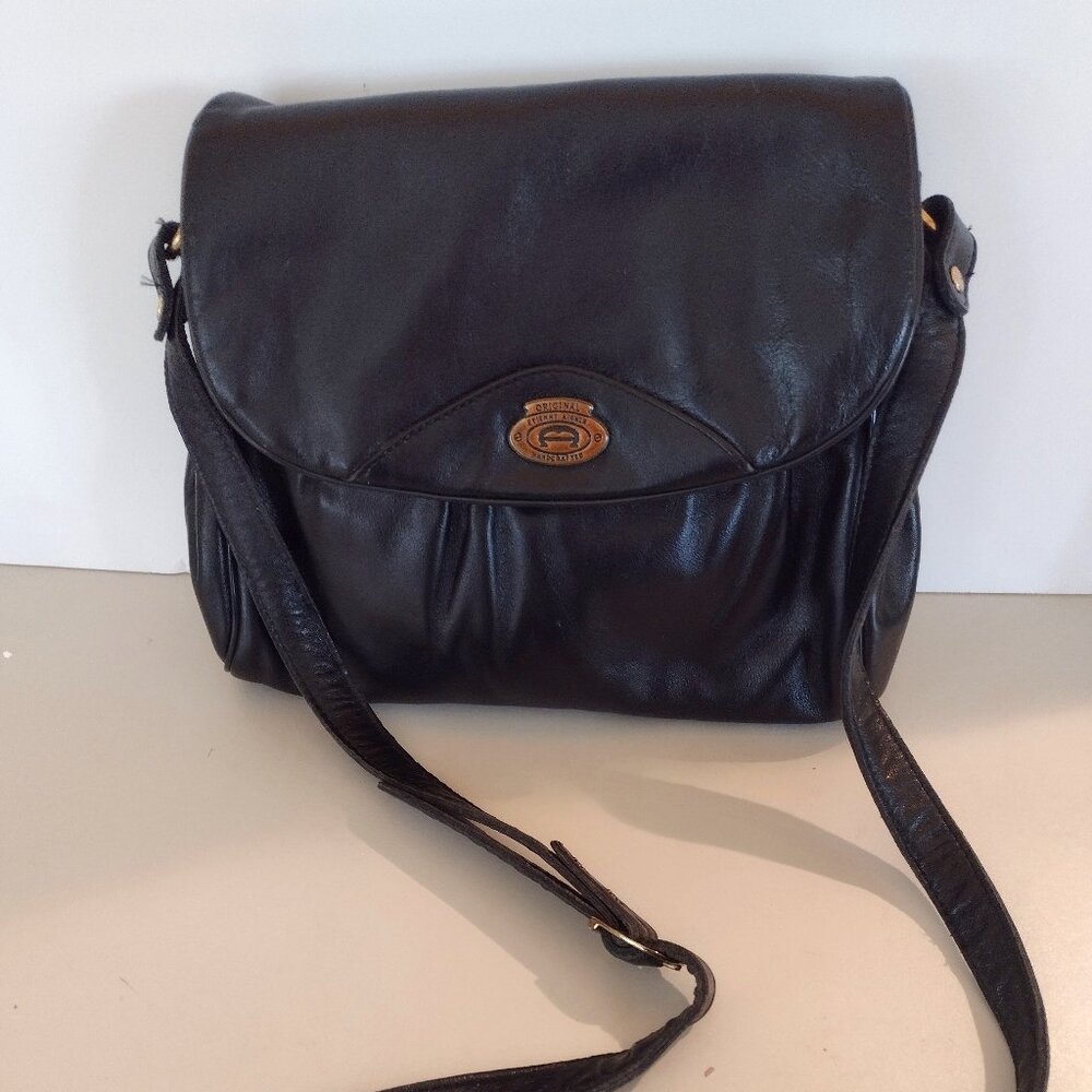Vintage Black Etienne Aigner shoulder bag